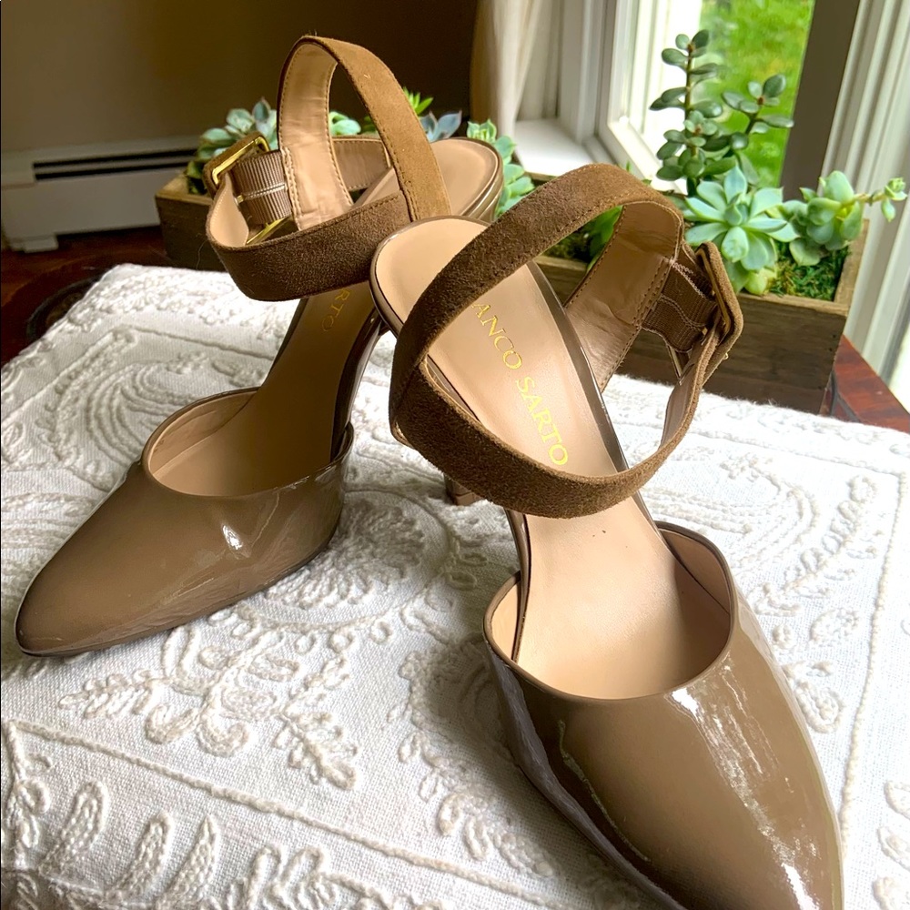 Patent leather shoes